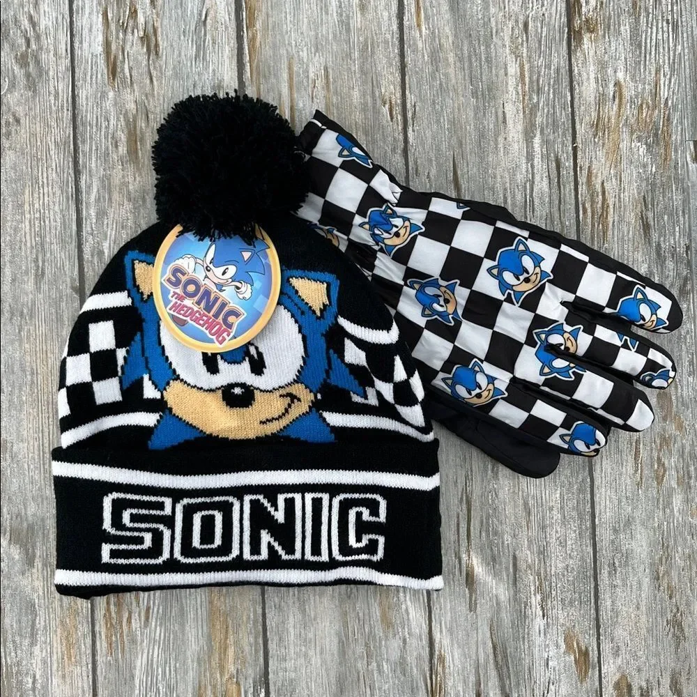 Super Mario & Sonic The Hedgehog Beanie Hat & Gloves 4-Piece Set